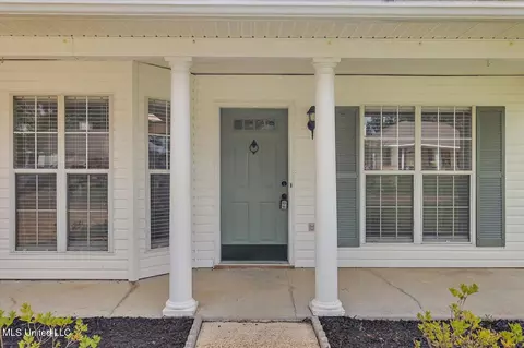 Exterior - 110 Windchase Dr, Brandon, MS 39042 photo 3 of 6