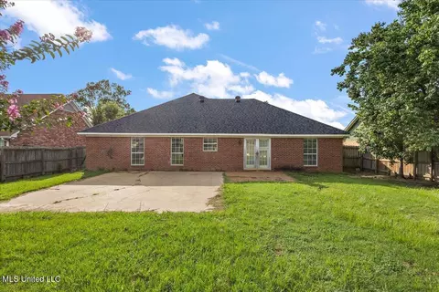 Exterior - 204 Cherry Bark Dr, Brandon, MS 39047 photo 5 of 6