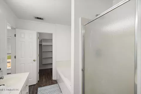 Other - 204 Cherry Bark Dr, Brandon, MS 39047 photo 4 of 8
