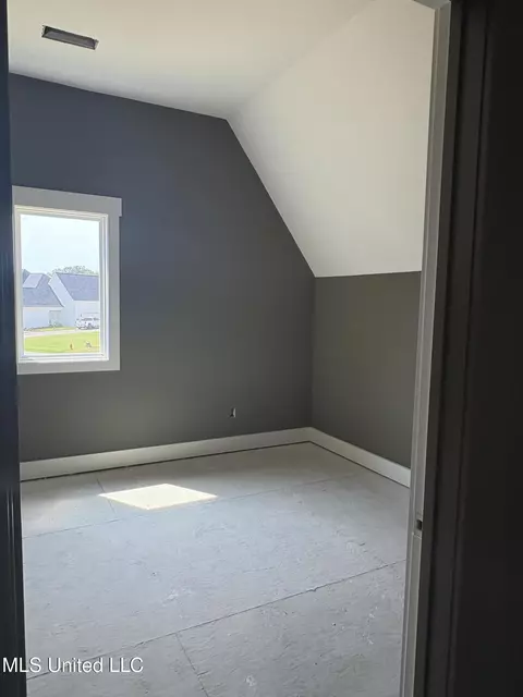 Bedroom - 1558 John Thomas Cv, Hernando, MS 38632 photo 6 of 6