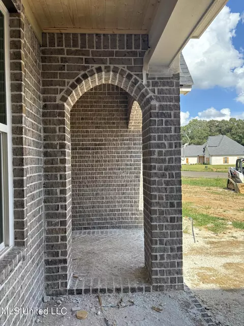 Exterior - 1558 John Thomas Cv, Hernando, MS 38632 photo 3 of 8