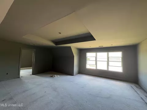 Bedroom - 1558 John Thomas Cv, Hernando, MS 38632 photo 3 of 6
