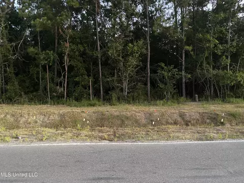E North St, Pass Christian, MS 39571