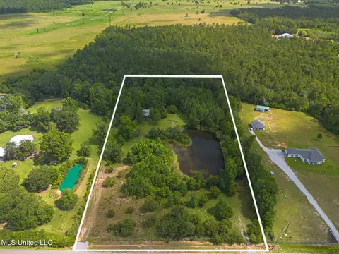 22506 Maes Ln, Gulfport, MS 39503