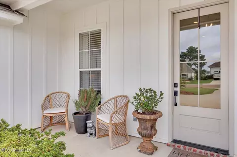 Exterior - 156 Shore View Dr, Madison, MS 39110 photo 3 of 7