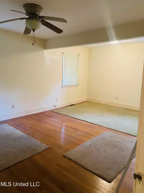 Bedroom - 516 Naples Rd, Jackson, MS 39206 photo 1 of 1