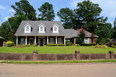 311 Long Cove Dr, Madison, MS 39110