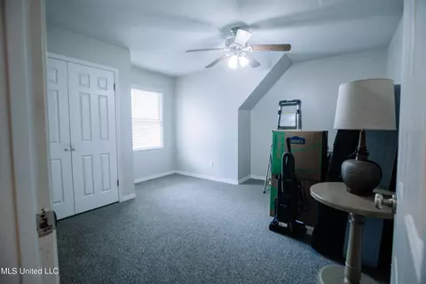 Bedroom - 629 Cherry Ln, Laurel, MS 39440 photo 5 of 6
