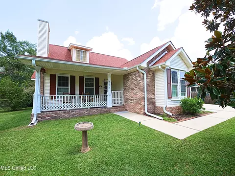 84570 W Diamondhead Dr, Diamondhead, MS 39525