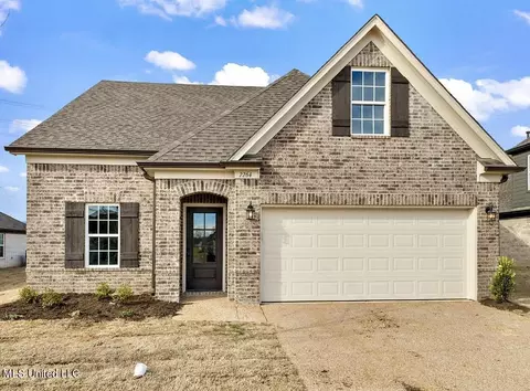 8919 Mookie Dr, Southaven, MS 38672