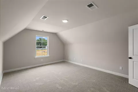 6026 Daffodil Ln, Walls, MS 38680 photo 22