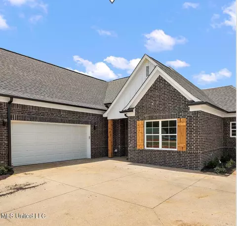 6026 Daffodil Ln, Walls, MS 38680 photo 5