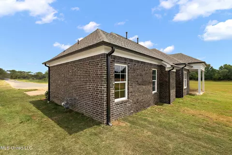 6026 Daffodil Ln, Walls, MS 38680 photo 23