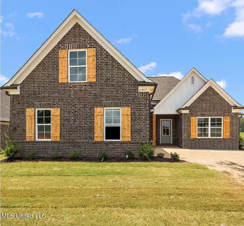 6026 Daffodil Ln, Walls, MS 38680 photo 4