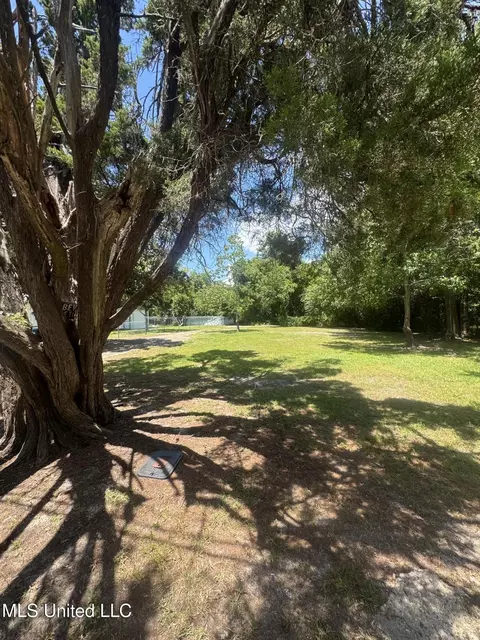 3403 Darryl Ave, Pascagoula, MS 39581