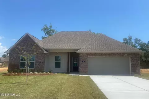 8 Gant Ln, Long Beach, MS 39560 photo 1