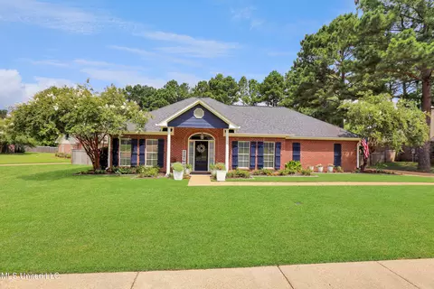 105 Brierfield Dr, Madison, MS 39110