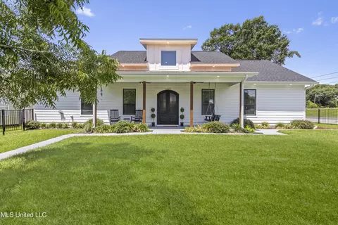 1625 Pratt Ave, Gulfport, MS 39501