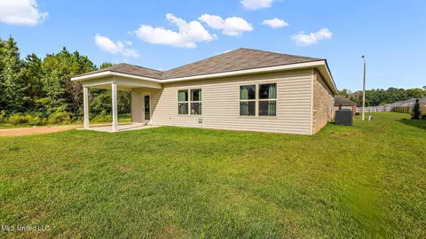 Exterior - 716 Honeysuckle Loop, Canton, MS 39046 photo 5 of 7