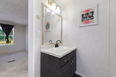 23 Treasure Trl, Mchenry, MS 39561 photo 15