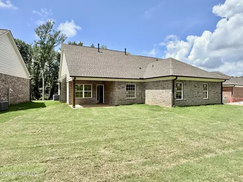 Exterior - 1198 Creekside Ln, Hernando, MS 38632 photo 3 of 3