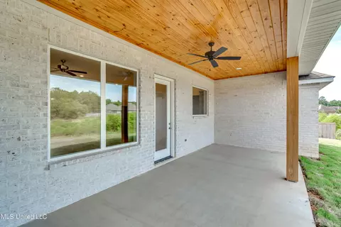 Exterior - 241 Bronson Bnd, Flowood, MS 39232 photo 9 of 13