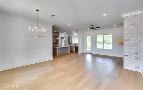 Living - 241 Bronson Bnd, Flowood, MS 39232 photo 1 of 5