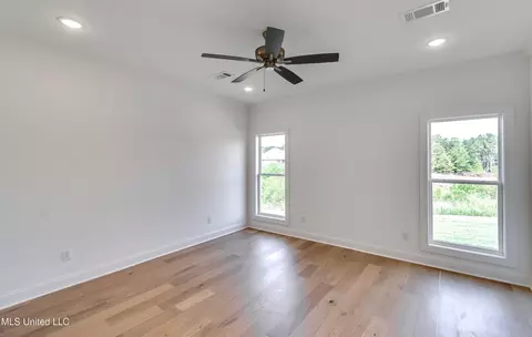 Bedroom - 241 Bronson Bnd, Flowood, MS 39232 photo 8 of 16