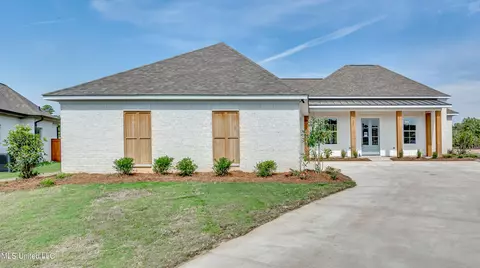 241 Bronson Bnd, Flowood, MS 39232
