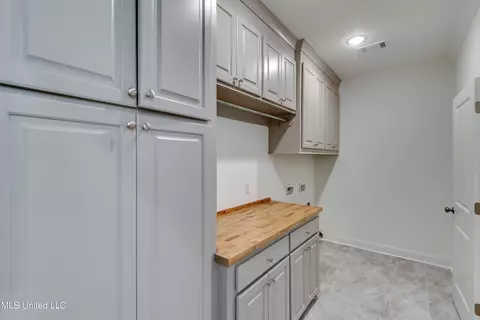 Other - 241 Bronson Bnd, Flowood, MS 39232 photo 5 of 6
