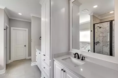 Bath - 501 Harper Cv, Flowood, MS 39232 photo 10 of 10