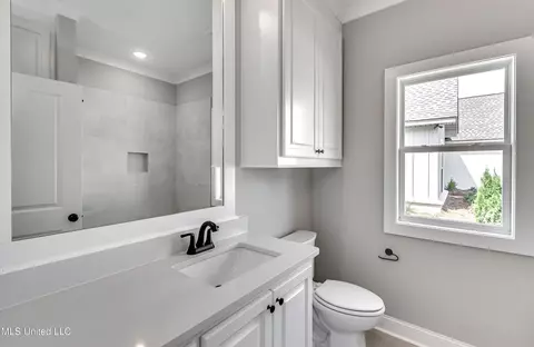 Bath - 501 Harper Cv, Flowood, MS 39232 photo 1 of 10