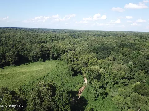Avant Road, Crenshaw, MS 38621