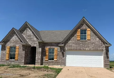 3131 Leatherman Dr, Lake Cormorant, MS 38641