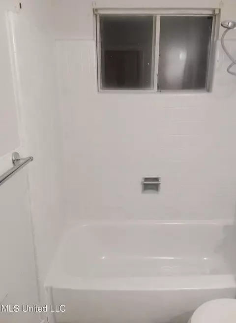 1551 Maria Dr, Jackson, MS 39212 photo 8