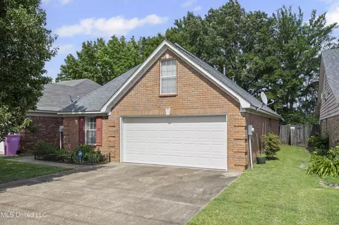 7900 S Chesterfield Dr, Southaven, MS 38671