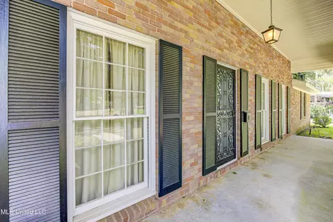 1005 Briarwood Dr, Jackson, MS 39211 photo 5