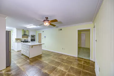 1005 Briarwood Dr, Jackson, MS 39211 photo 15