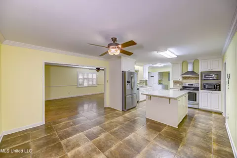 1005 Briarwood Dr, Jackson, MS 39211 photo 16