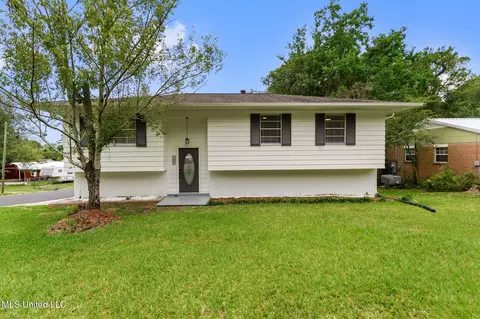 15917 Big Ridge Rd, Biloxi, MS 39532