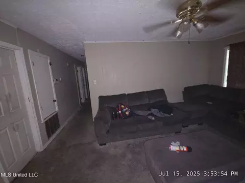Entry Way - 5709 Fairchild St, Jackson, MS 39209 photo 1 of 1