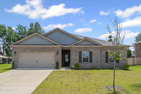 2197 Hyacinth Ln, Hernando, MS 38632