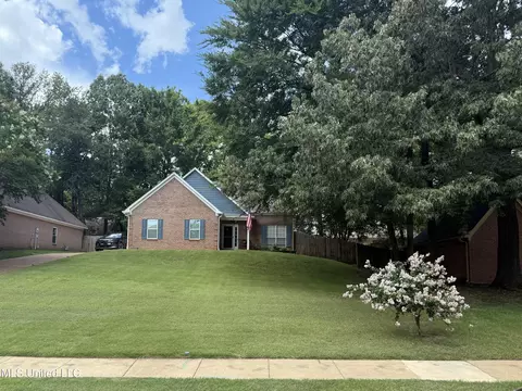 5881 Morganton Dr, Olive Branch, MS 38654