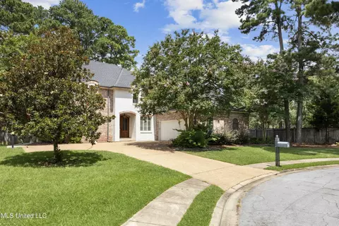 509 Eastlake Forest Dr, Brandon, MS 39047