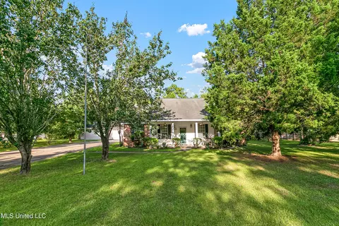 118 Driftwood Rd, Carriere, MS 39426