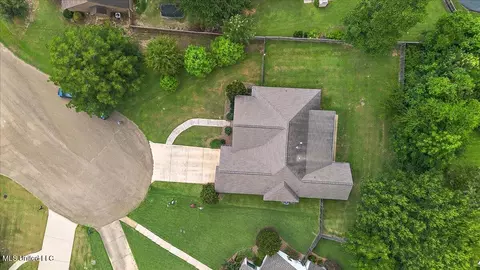 View/Area - 311 E Brandon Ct, Brandon, MS 39042 photo 1 of 6