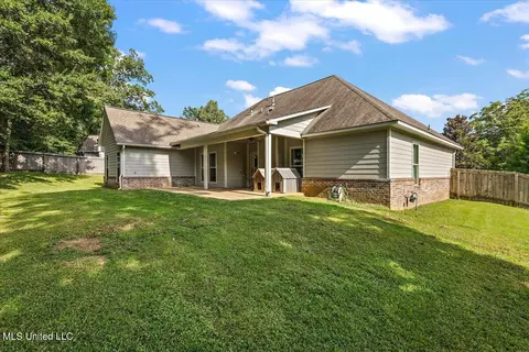 Exterior - 311 E Brandon Ct, Brandon, MS 39042 photo 4 of 7