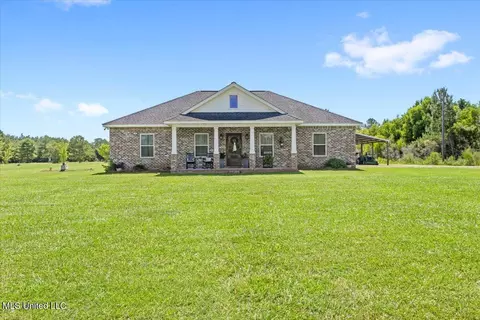 17424 Rayford Shumock Rd, Moss Point, MS 39562