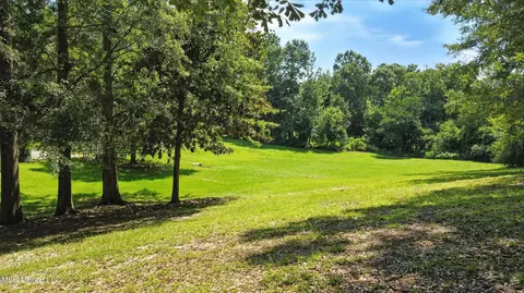 Exterior - 611 W Second Ave, Wiggins, MS 39577 photo 14 of 14