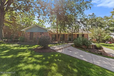 102 Rankin Cv, Clinton, MS 39056